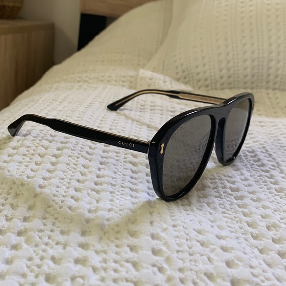 GUCCI EYEWEAR - Picture 1 of 3